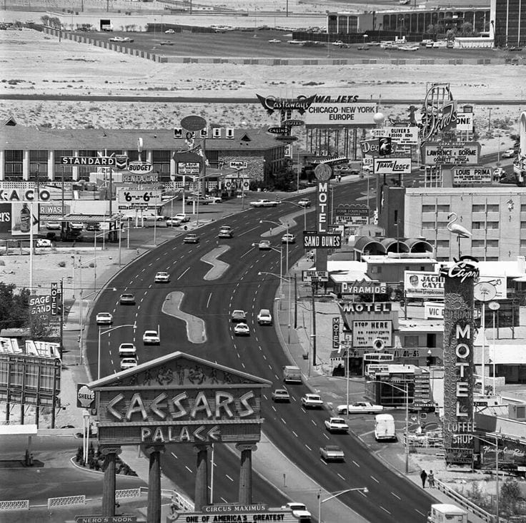 old casinos on las vegas strip